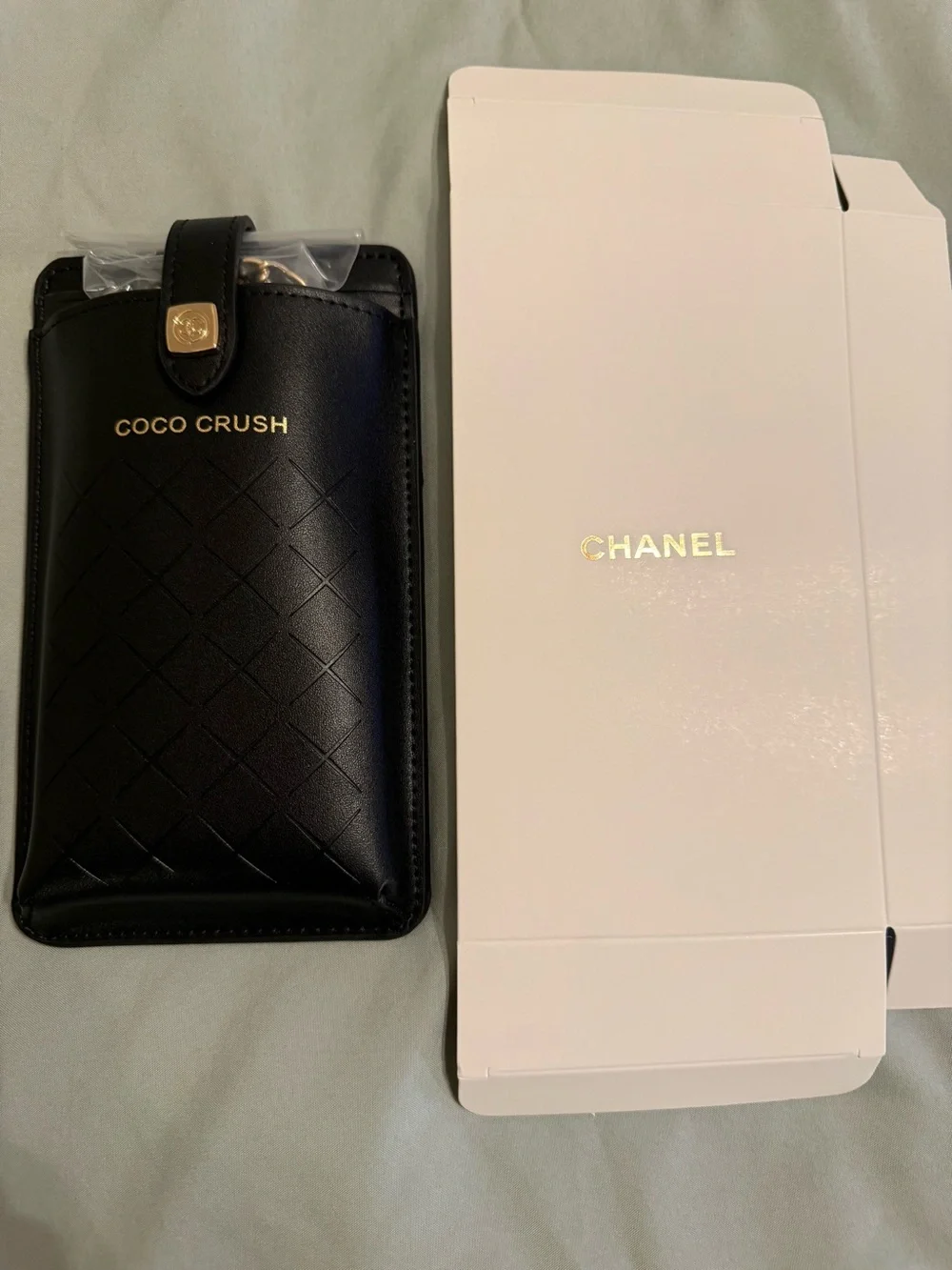 CHANEL Black Coco Crush Quilted Leather Wallet or Phone/Accessory Holder